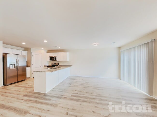 Photo - 691 Millsgate Cir