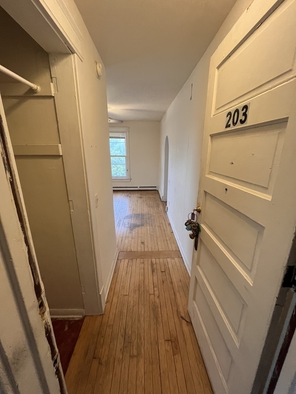 Building Photo - 125 E Gorham St Unit 203 Rental