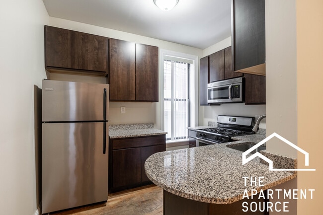 Photo - 1224 N Dearborn St
