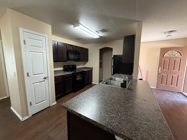 Building Photo - 9811 Socorro Rd