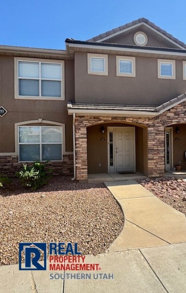 Hidden Valley Townhome - Hidden Valley Townhome
