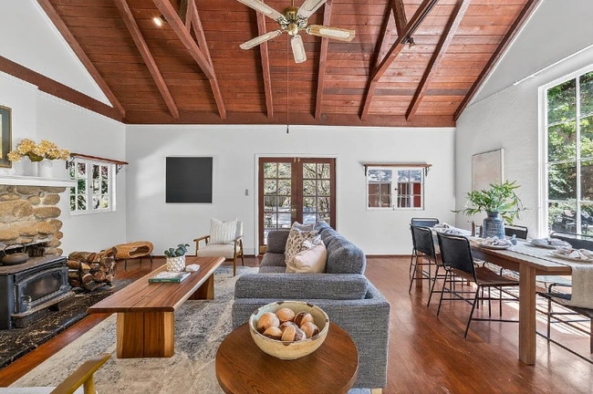 Photo - 11 Southbank Rd