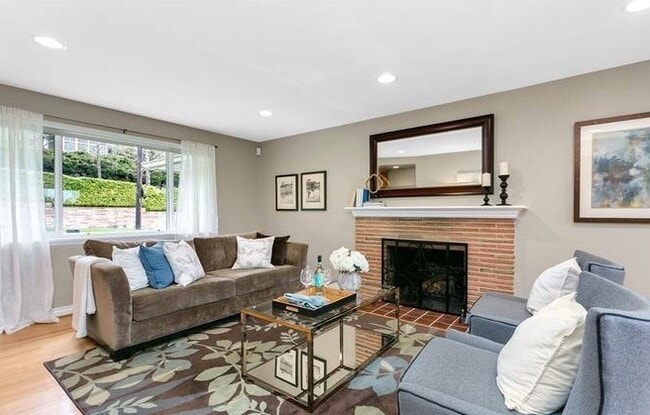Photo - Laurelhurst Home