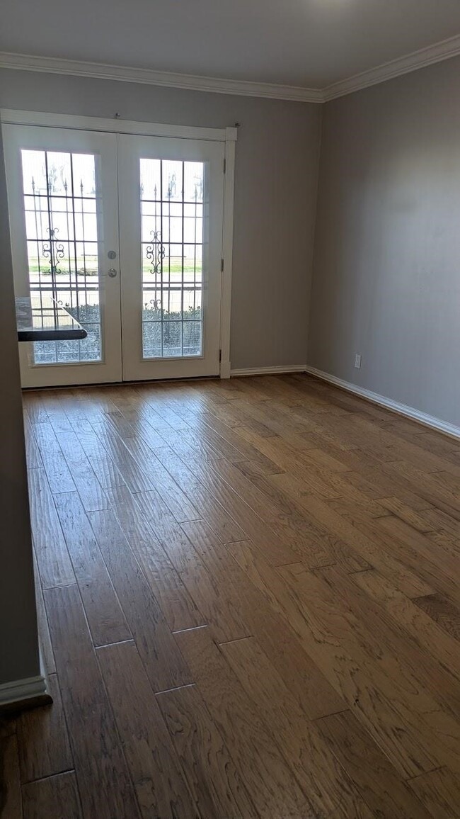 Photo - 402 Postoffice St Unit 107