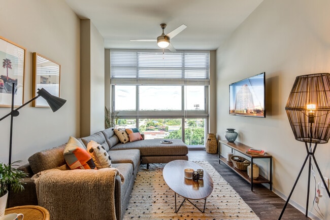 Student Housing | Identity Miami