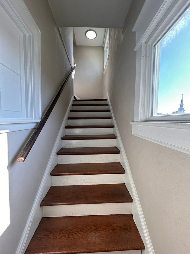 Photo - Westover/2031 Unit A