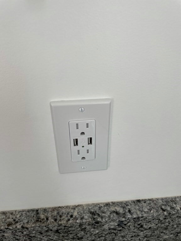 Photo - 69 N Common St Unit 5