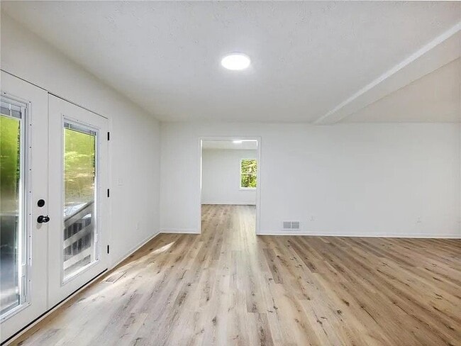 Photo - 3550 Centerville Rosebud Rd