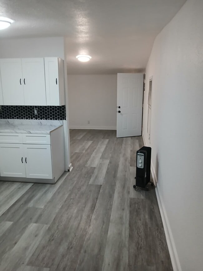 Photo - 1534 Moonflower St