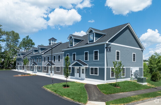 Building Photo - Gilcreast Commons