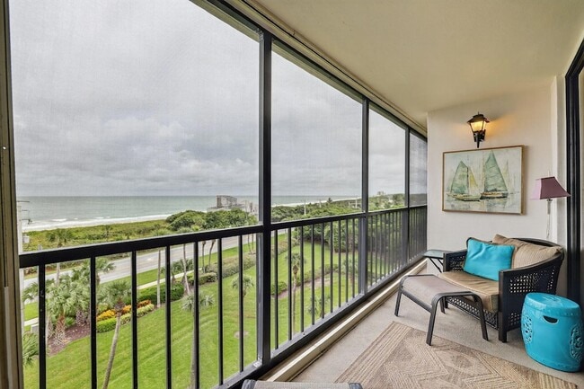 Photo - 5055 N Hwy A1A Unidad 603