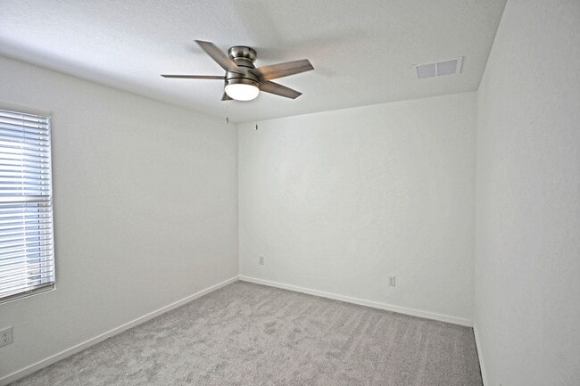 Photo - 2429 Legends Crk