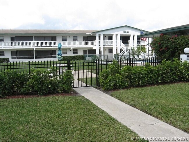 Building Photo - 1631 NW 46th Ave Unit 118