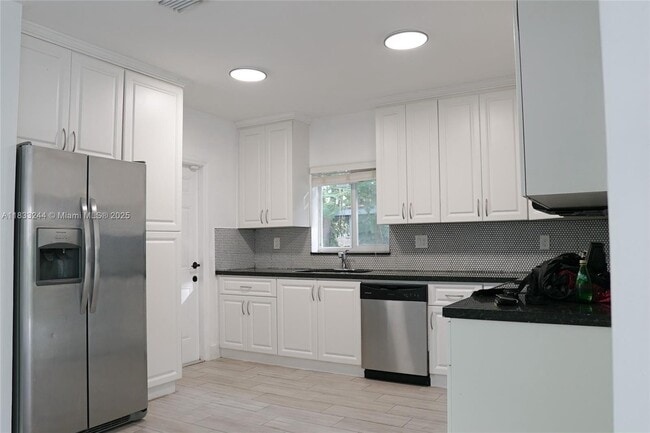 Photo - 6515 NW 1st Pl