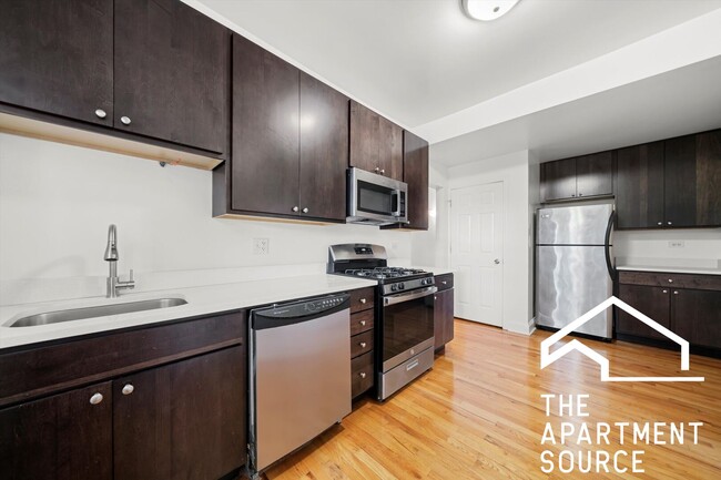 Photo - 3428 W Parker Ave Unit 2