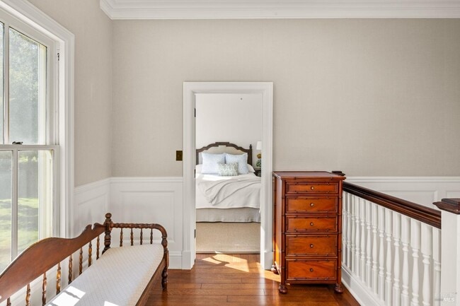 Photo - 989 Rutherford Rd