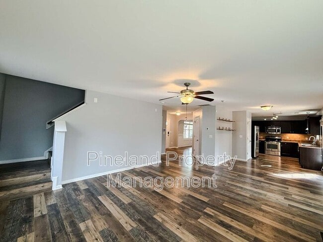 Photo - 164 Ladden Ln