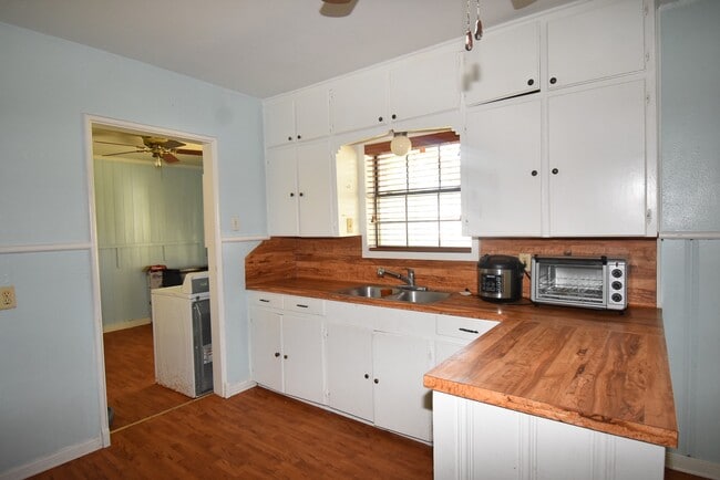 Photo - 3217 13th St