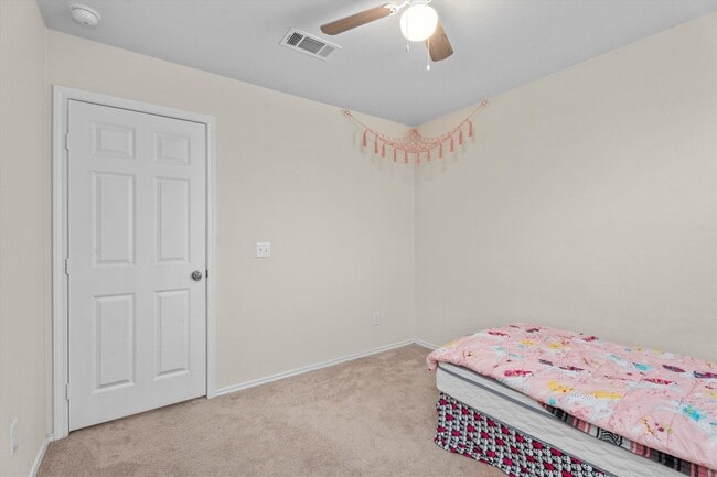 Photo - 1714 Avocet Way