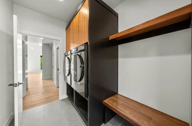 Photo - 235 Rosemary Ln