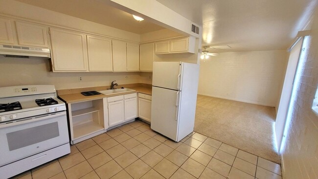 Photo - 913 E Spence Ave Unit #4