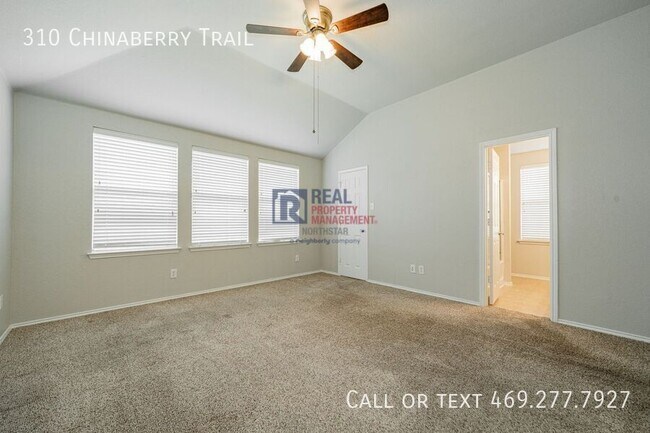 Photo - 310 Chinaberry Trail