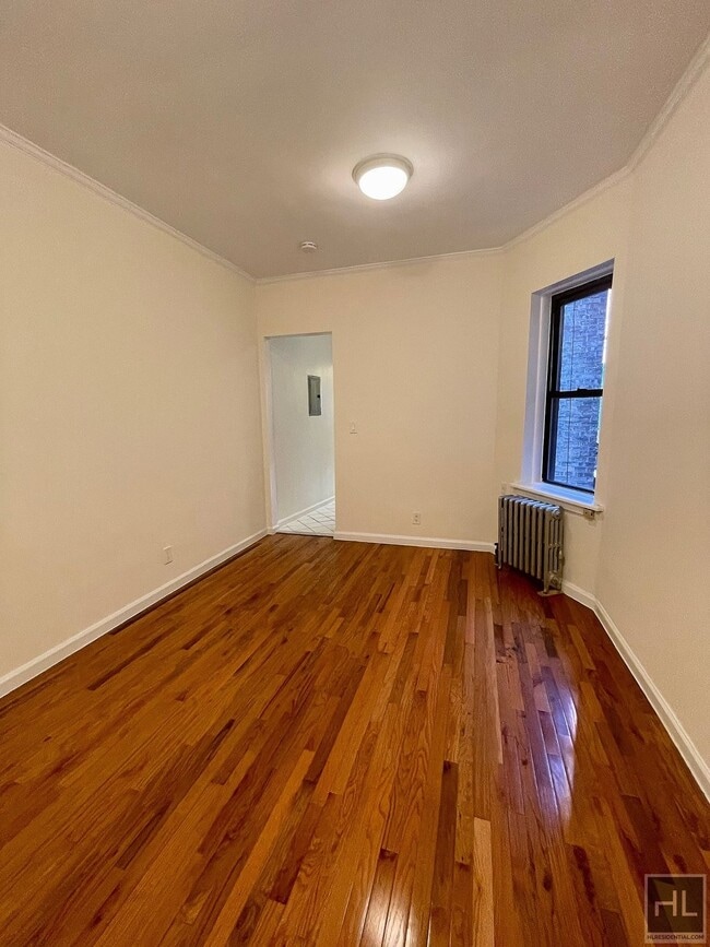 Photo - EAST 38 STREET Unit 3C