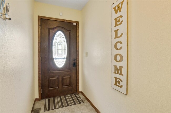 Photo - 29828 Oak Knoll Rd