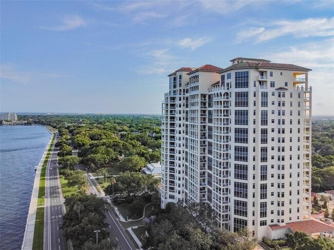 Building Photo - 4201 Bayshore Blvd Unit 604