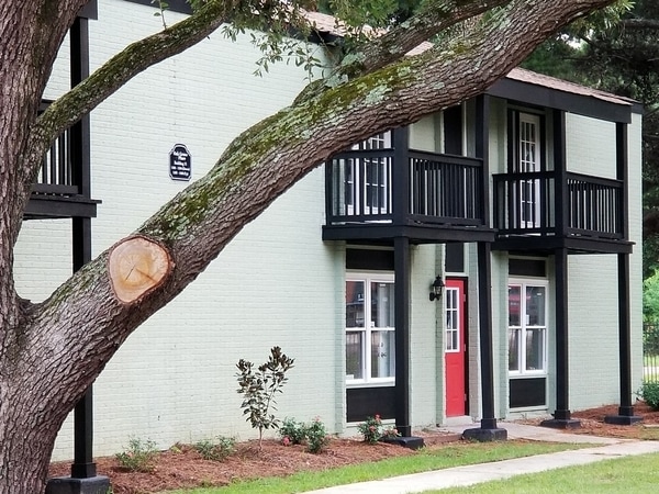 Apartamentos Oak Grove en Hattiesburg, MS - Oak Grove Place Apartments