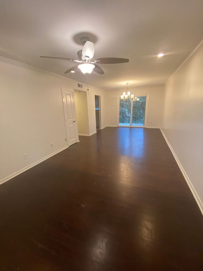 Photo - 1227 Church St