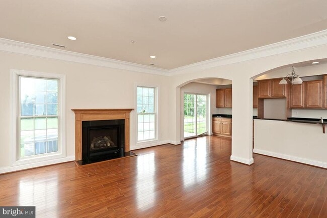Photo - 12 Chestnut Woods Dr