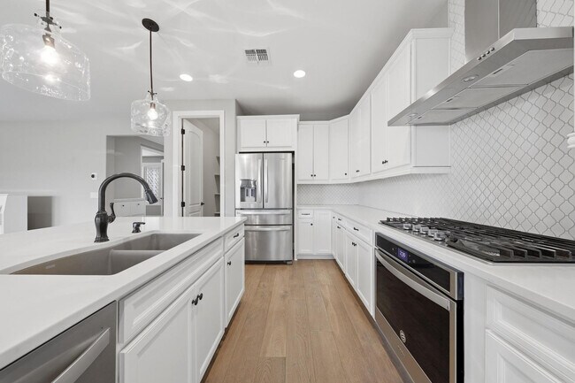Photo - 2527 E Nancy Ln