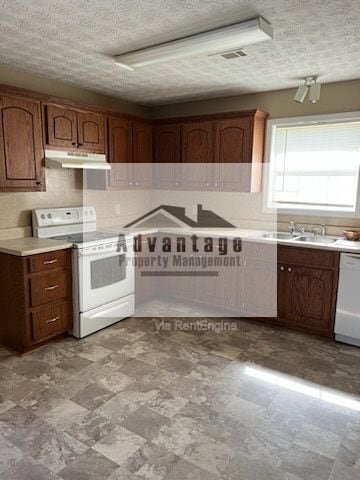 400 Ashley Trail