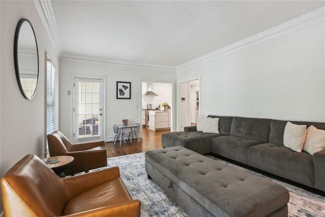 Photo - 5684 River Oaks Pl NW