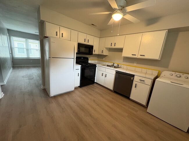 Building Photo - 311 N Oceana Blvd Rental
