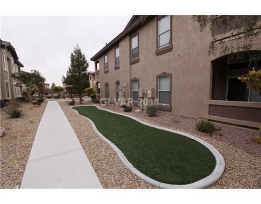 Photo - 2305 W Horizon Ridge Pkwy