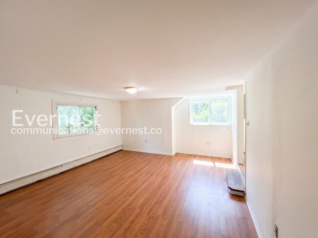 Photo - 305 N Boundary St Unit b