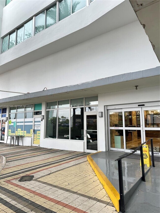 7135 Collins Ave Unit 1523