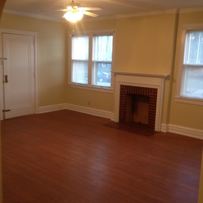 Photo - 1336 Charleston Ave Unit 2