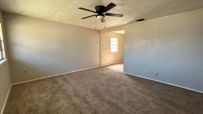 Photo - 6518 Avenue S