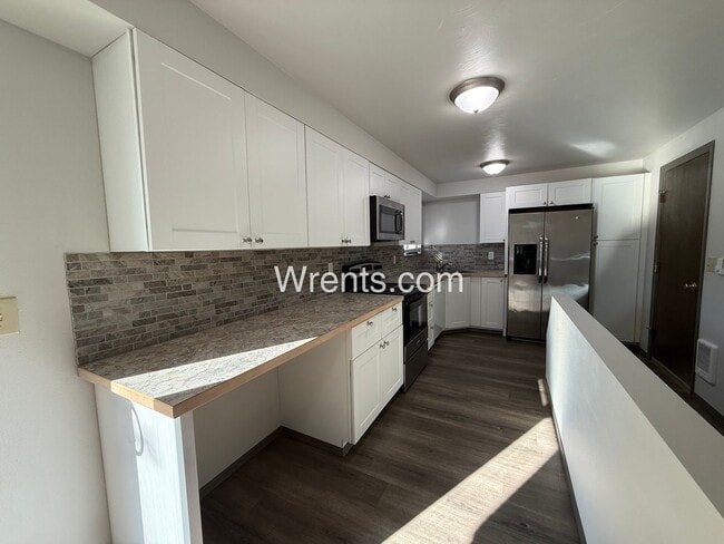 Photo - Valley 3 bed 1.5 bath