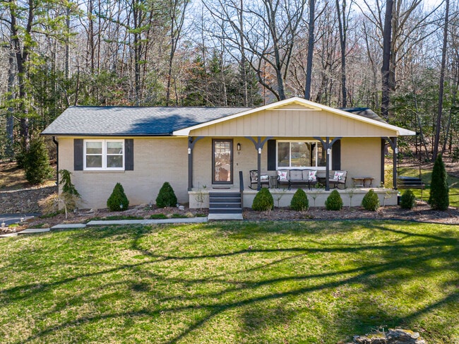 Photo - 9 W Haven Ln