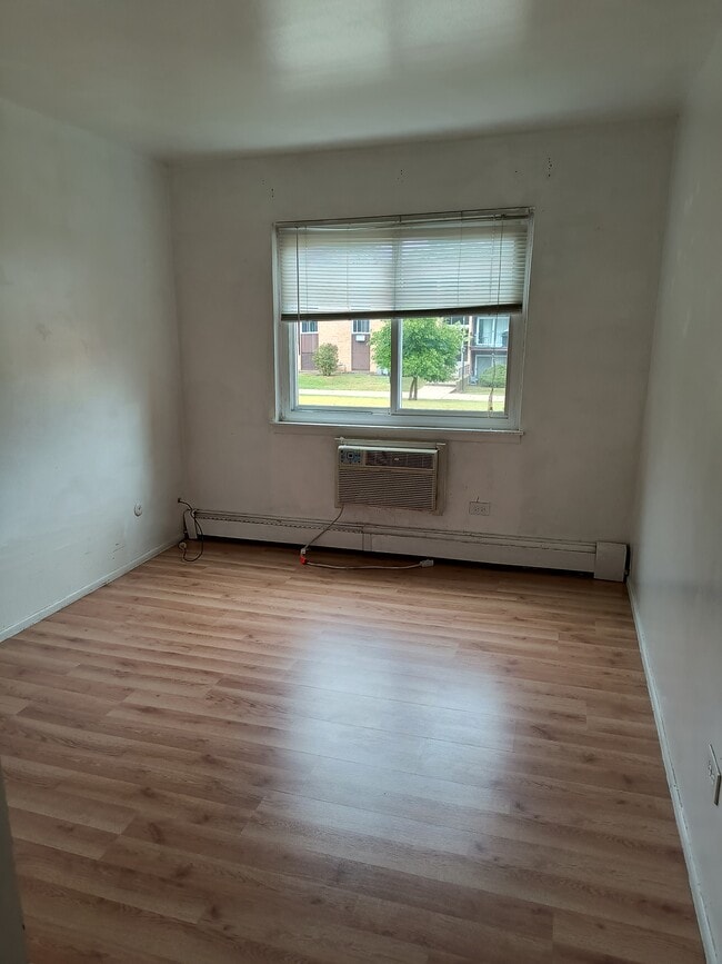 Photo - 670 Hill Dr Unit 209