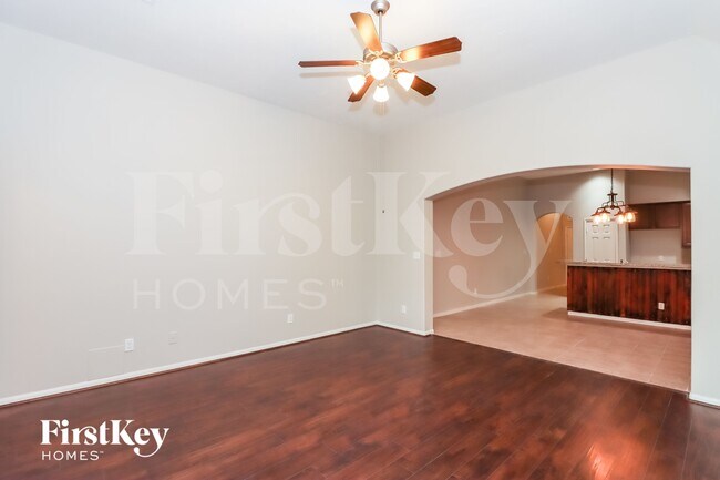 Photo - 16342 River Wood Ct