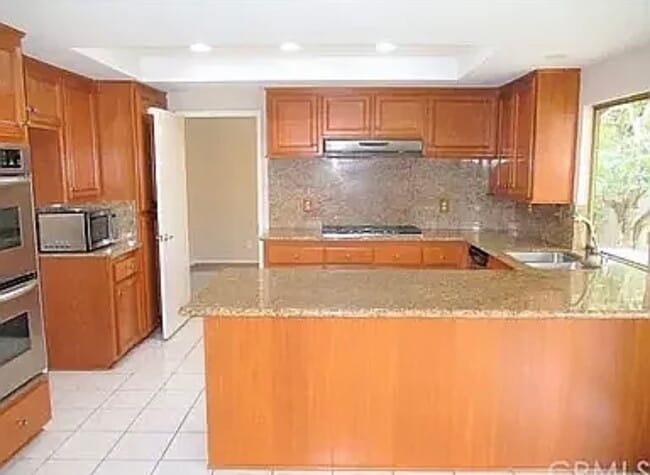Building Photo - 17131 Edwards St Rental
