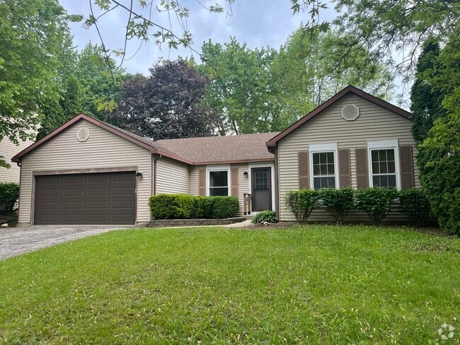 Building Photo - 821 Brentwood Dr Rental