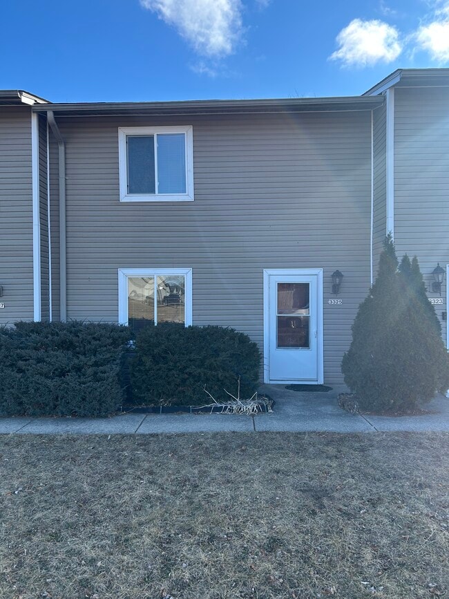 Building Photo - 3325 Kimball Rd