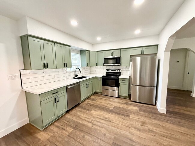 Photo - Newly Remodeled 2 bed 1 bath!