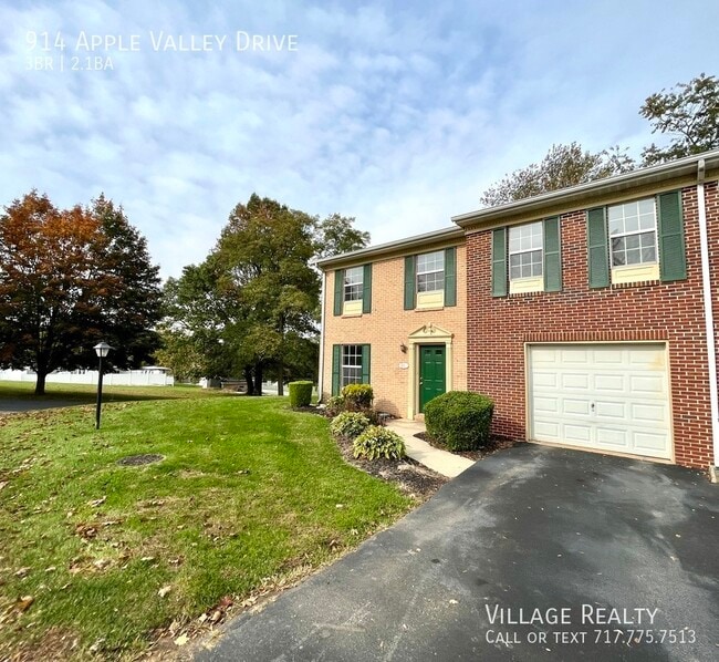 Photo - 914 Apple Valley Dr Townhome